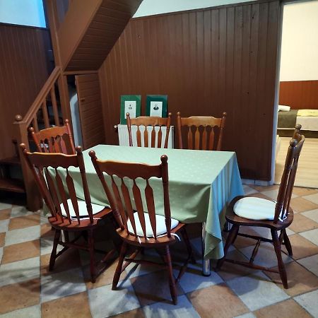 Isztimér Nagy-Magyarorszag Park Bed & Breakfast エクステリア 写真