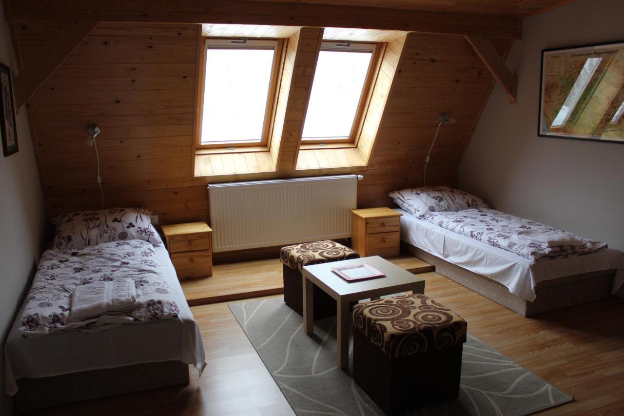 Isztimér Nagy-Magyarorszag Park Bed & Breakfast エクステリア 写真