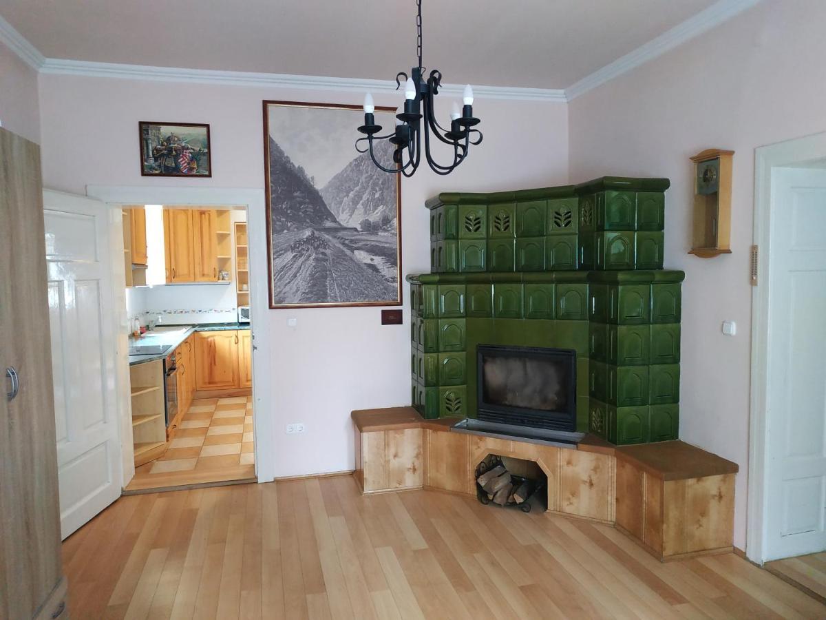 Isztimér Nagy-Magyarorszag Park Bed & Breakfast エクステリア 写真